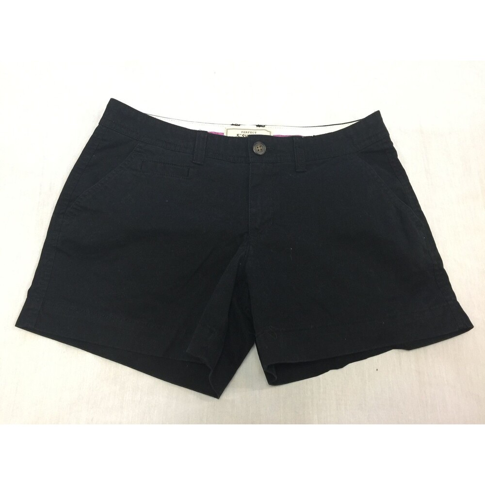 OLD NAVY WOMENS SHORTS SIZE 2
